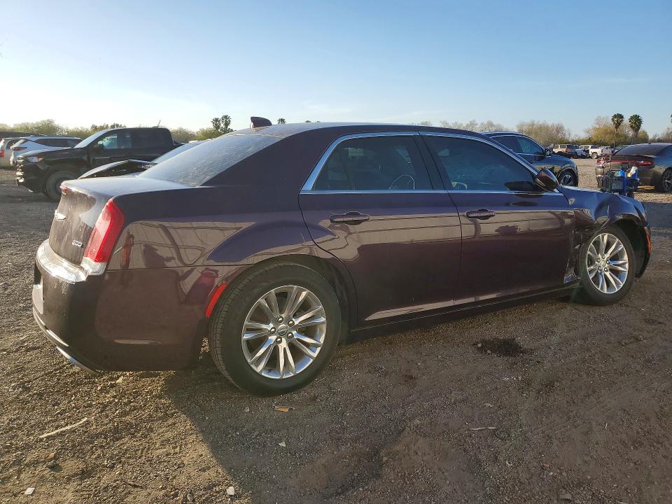 Photo 3 from auction – 2021 CHRYSLER 300 with VIN 2C3CCAAG1MH512071