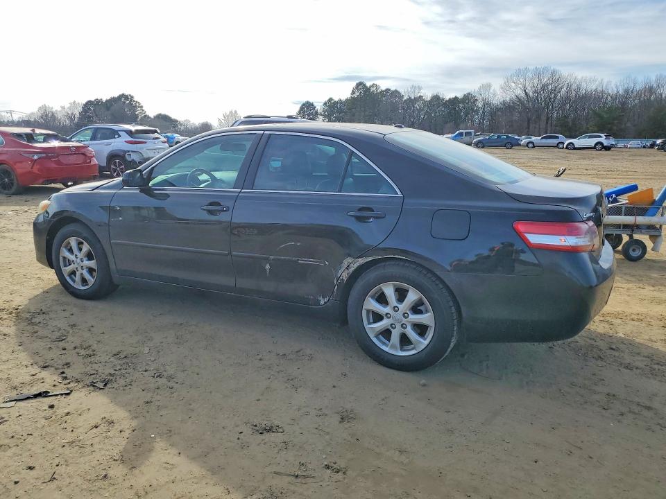 Foto 2 de la subasta – 2011 TOYOTA CAMRY con VIN 4T1BF3EK9BU170657