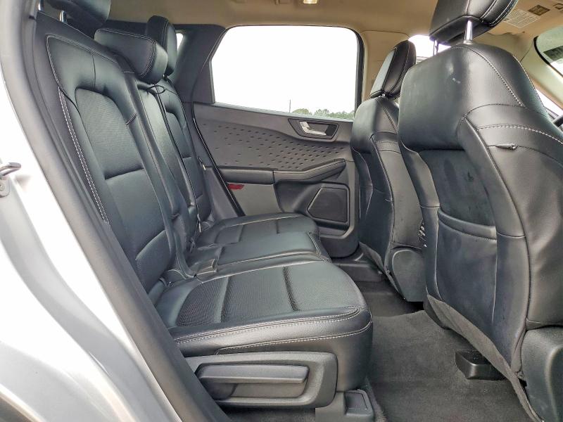 Photo 11 from auction – 2020 FORD ESCAPE with VIN 1FMCU0H66LUA68872