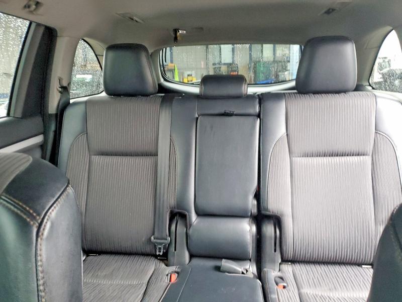 Photo 10 from auction – 2017 TOYOTA HIGHLANDER with VIN 5TDZZRFH5HS221651