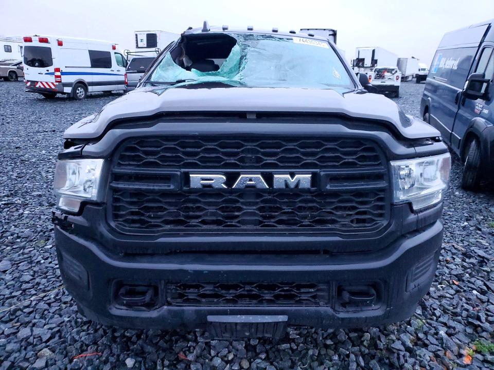 Фото 5 с аукциона – 2021 RAM 3500 с VIN 3C63R3GL3MG566375
