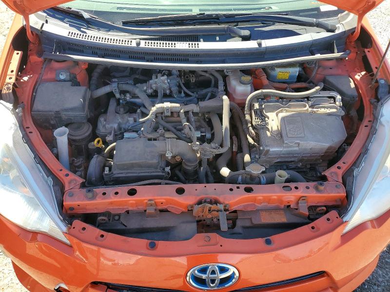 Photo 11 from auction – 2012 TOYOTA PRIUS C with VIN JTDKDTB34C1007554