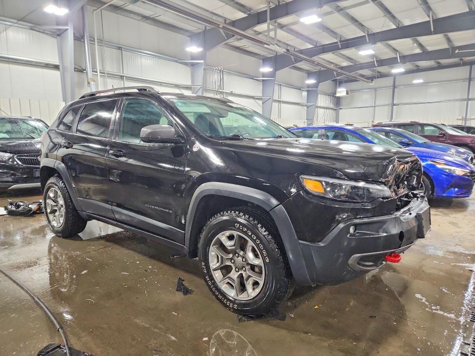 Photo 4 from auction – 2019 JEEP CHEROKEE with VIN 1C4PJMBX5KD369168