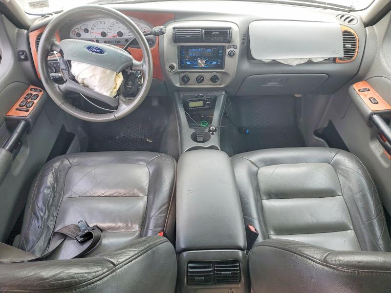 Photo 8 from auction – 2004 FORD EXPLORER SPORT TRAC with VIN 1FMZU67K44UA28108