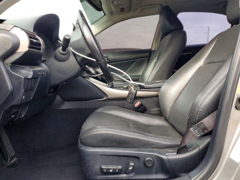 Photo 7 from auction – 2016 LEXUS IS with VIN JTHBA1D24G5019606