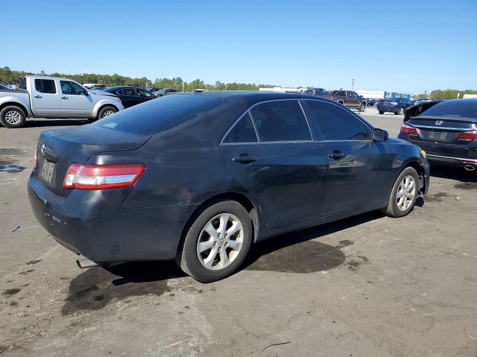 Photo 3 from auction – 2011 TOYOTA CAMRY BASE with VIN 4T1BF3EK3BU684410