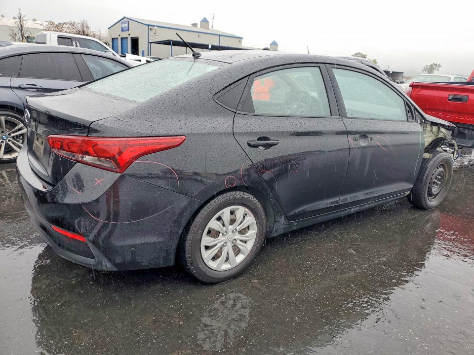 Photo 3 from auction – 2019 HYUNDAI ACCENT with VIN 3KPC24A34KE064740