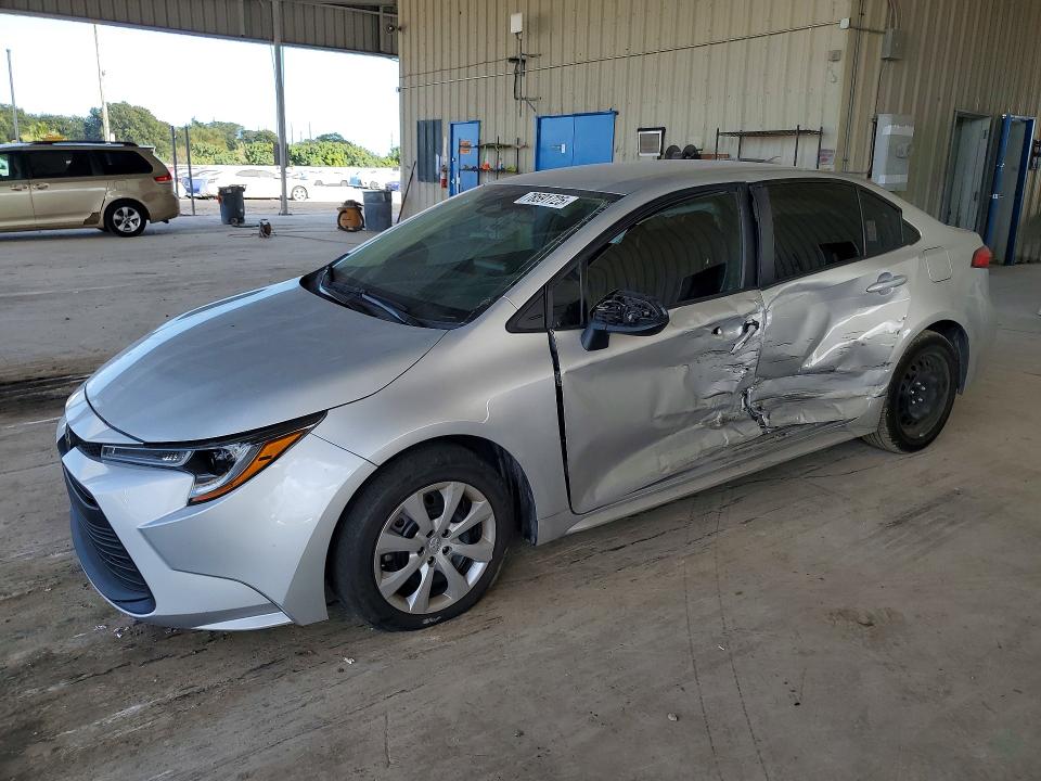 TOYOTA COROLLA 2023 with VIN 5YFB4MDE2PP070853 - Photo from auction