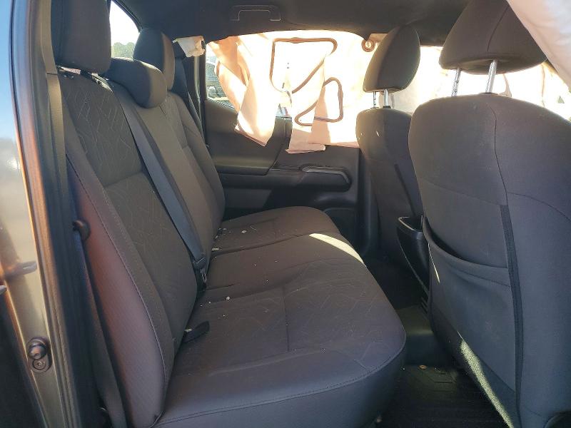 Photo 10 from auction – 2016 TOYOTA TACOMA with VIN 3TMCZ5ANXGM034237