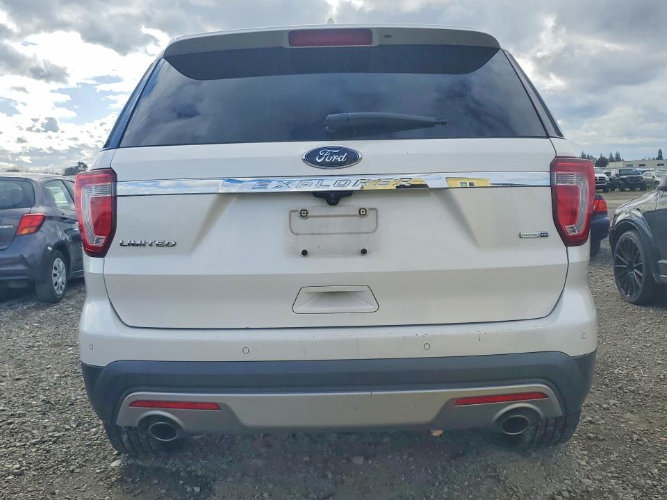 Photo 6 from auction – 2016 FORD EXPLORER L with VIN 1FM5K8F89GGA47973