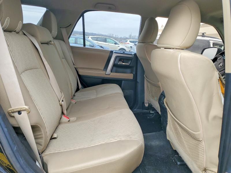 Photo 11 from auction – 2016 TOYOTA 4RUNNER SR with VIN JTEBU5JR5G5336050