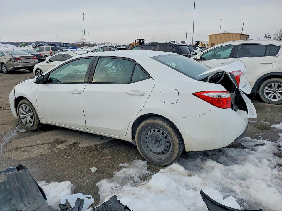 Photo 2 from auction – 2015 TOYOTA COROLLA L with VIN 2T1BURHE2FC469493