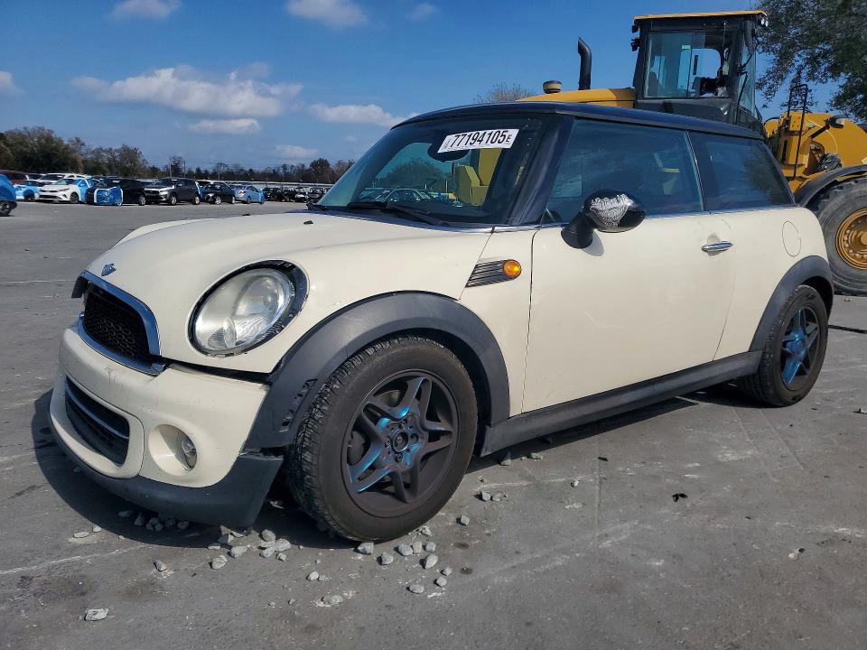 MINI COOPER 2013 with VIN WMWSU3C5XDT544657 - Photo from auction