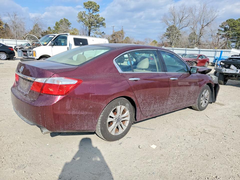 Photo 3 from auction – 2015 HONDA ACCORD with VIN 1HGCR2F34FA099622