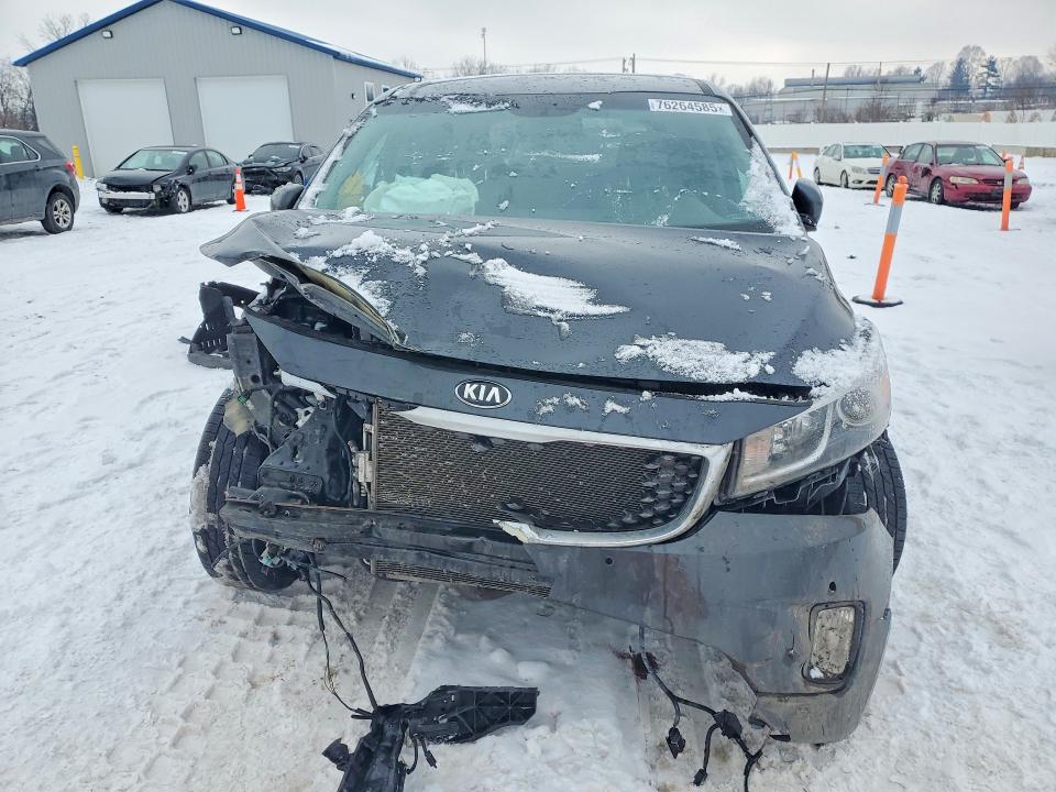 Photo 5 from auction – 2017 KIA SEDONA with VIN KNDMC5C15H6263202
