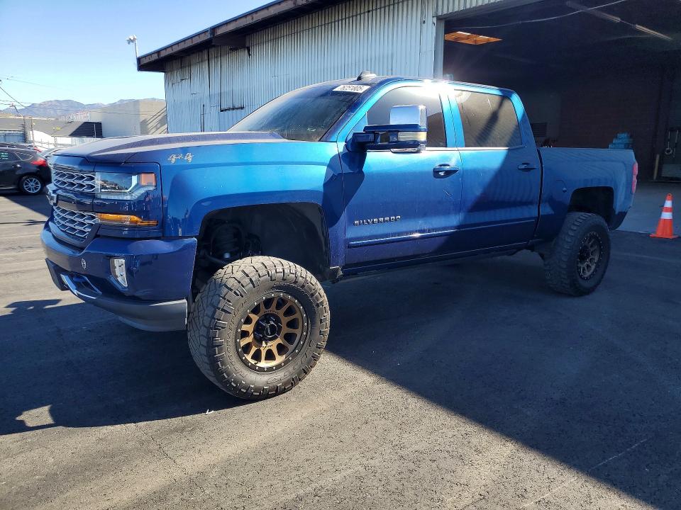 CHEVROLET SILVERADO 2017 with VIN 3GCPCREC1HG450583 - Photo from auction