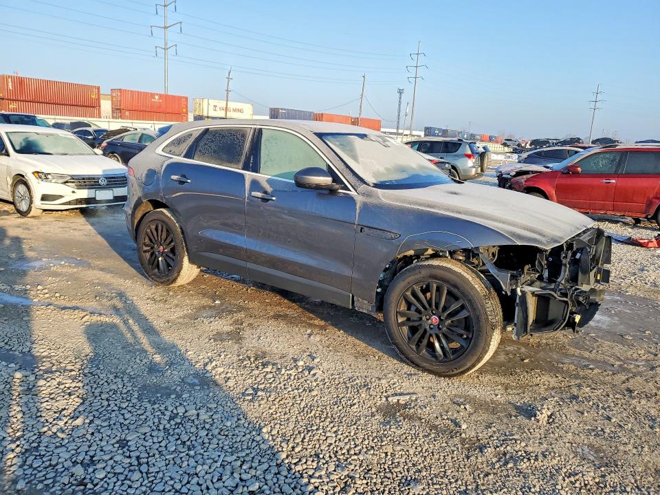 Photo 4 from auction – 2019 JAGUAR F-PACE with VIN SADCK2GX7KA358008