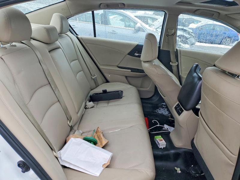 Photo 10 from auction – 2015 HONDA ACCORD with VIN 1HGCR3F87FA014113