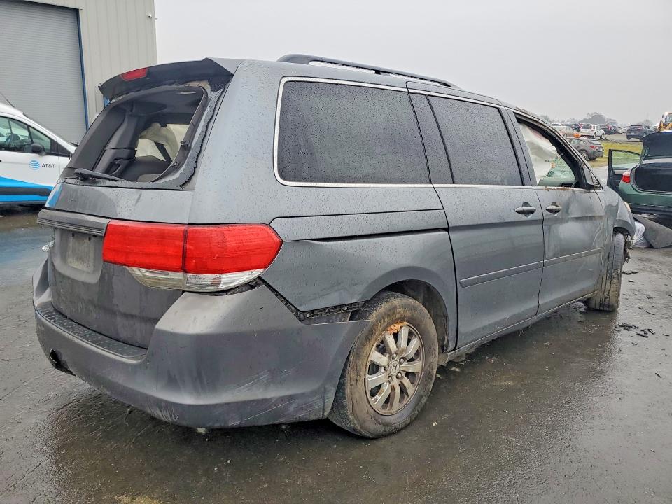 Photo 3 from auction – 2010 HONDA ODYSSEY with VIN 5FNRL3H62AB101584