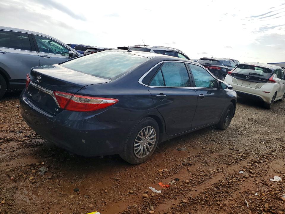 Photo 3 from auction – 2015 TOYOTA CAMRY with VIN 4T1BF1FK0FU872472