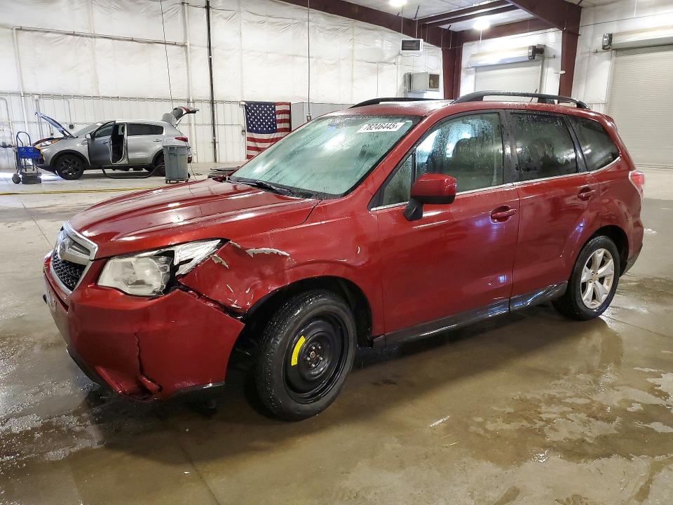 SUBARU FORESTER 2015 z numerem VIN JF2SJAHC4FH825805 - Zdjęcie z aukcji