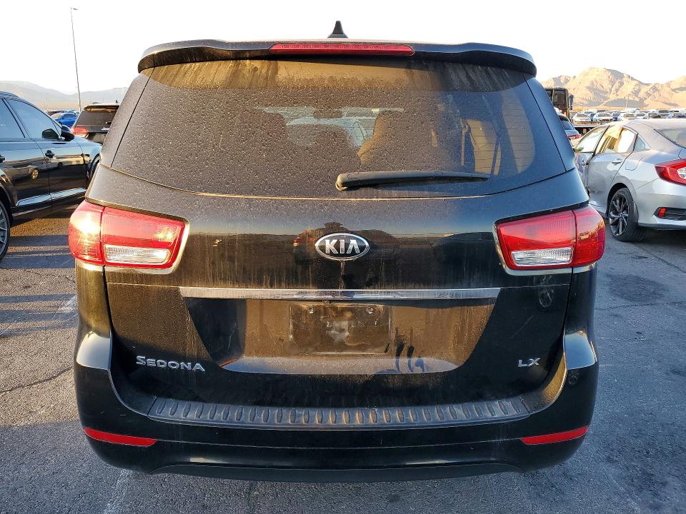 Photo 6 from auction – 2017 KIA SEDONA with VIN KNDMB5C12H6301441