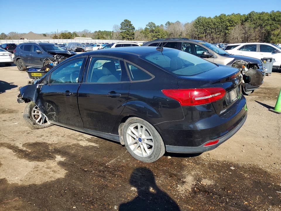 Photo 2 from auction – 2015 FORD FOCUS SE with VIN 1FADP3F23FL279478