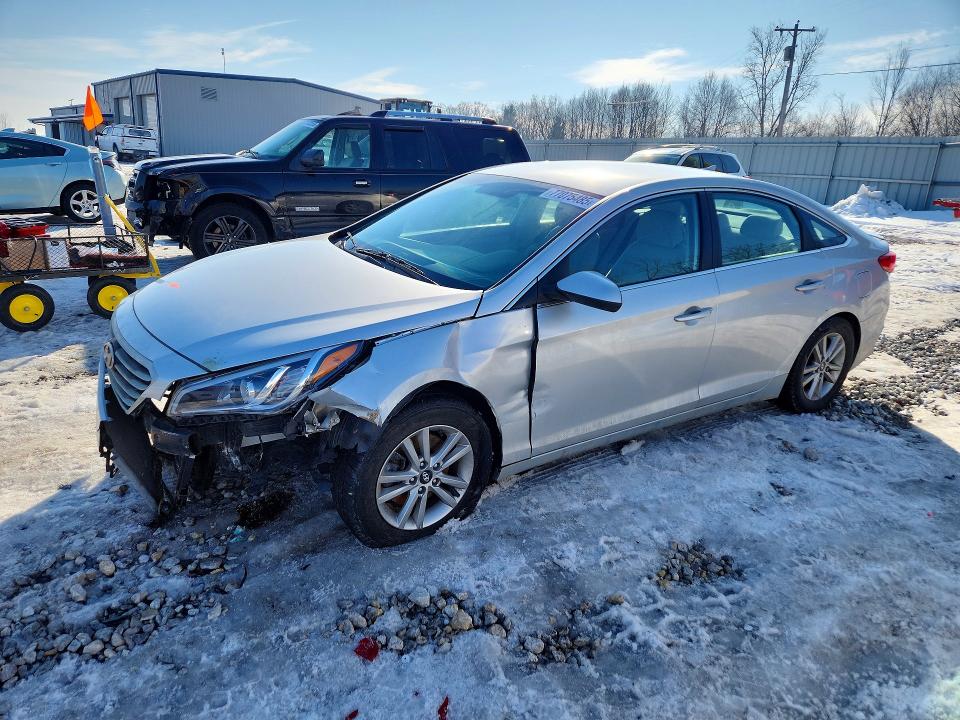 HYUNDAI SONATA 2017 with VIN 5NPE24AF0HH492893 - Photo from auction
