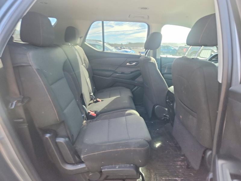 Photo 11 from auction – 2019 CHEVROLET TRAVERSE with VIN 1GNERFKW2KJ112030