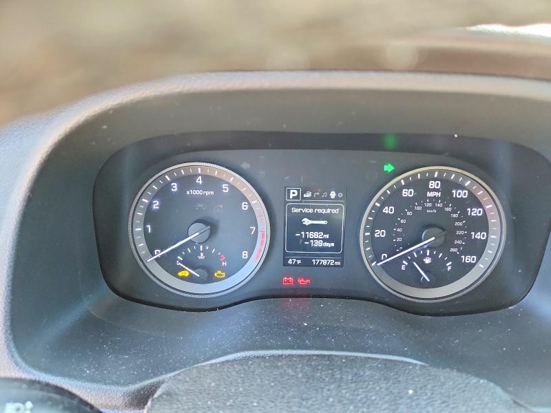 Photo 9 from auction – 2017 HYUNDAI TUCSON with VIN KM8J33A41HU510131
