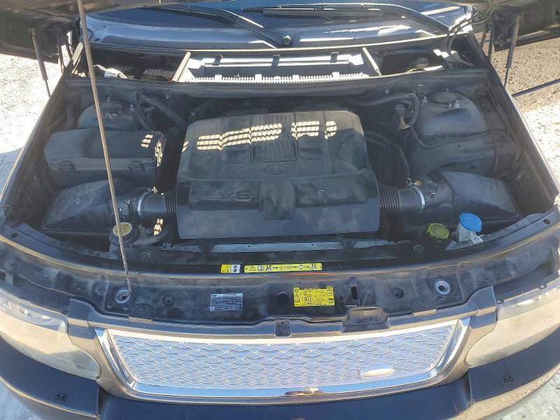 Photo 12 from auction – 2011 LAND ROVER RANGE ROVER with VIN SALME1D44BA347651
