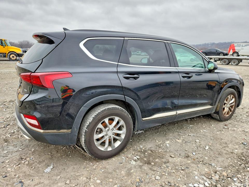 Photo 3 from auction – 2019 HYUNDAI SANTA FE with VIN 5NMS3CAD6KH009257