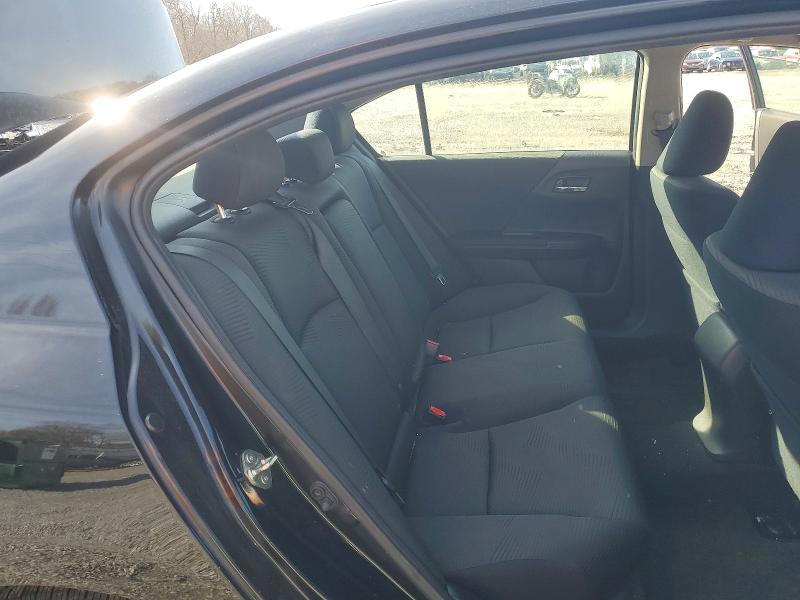 Photo 10 from auction – 2016 HONDA ACCORD with VIN 1HGCR2F31GA071553