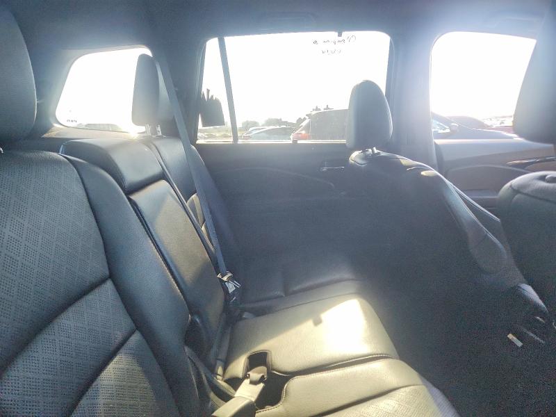 Photo 11 from auction – 2021 HONDA PASSPORT with VIN 5FNYF7H97MB010383
