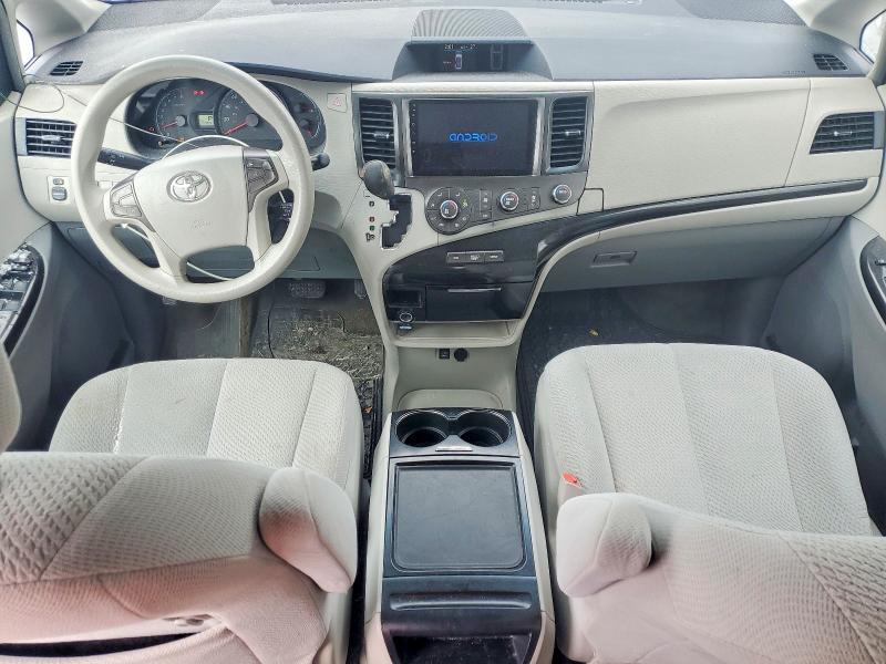 Photo 8 from auction – 2012 TOYOTA SIENNA with VIN 5TDKK3DC1CS179451