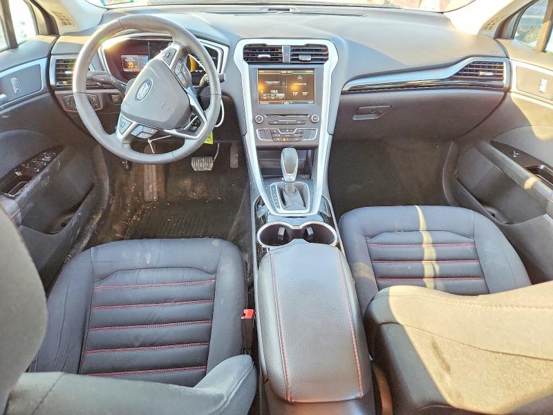 Фото 8 с аукциона – 2016 FORD FUSION с VIN 3FA6P0H97GR162541
