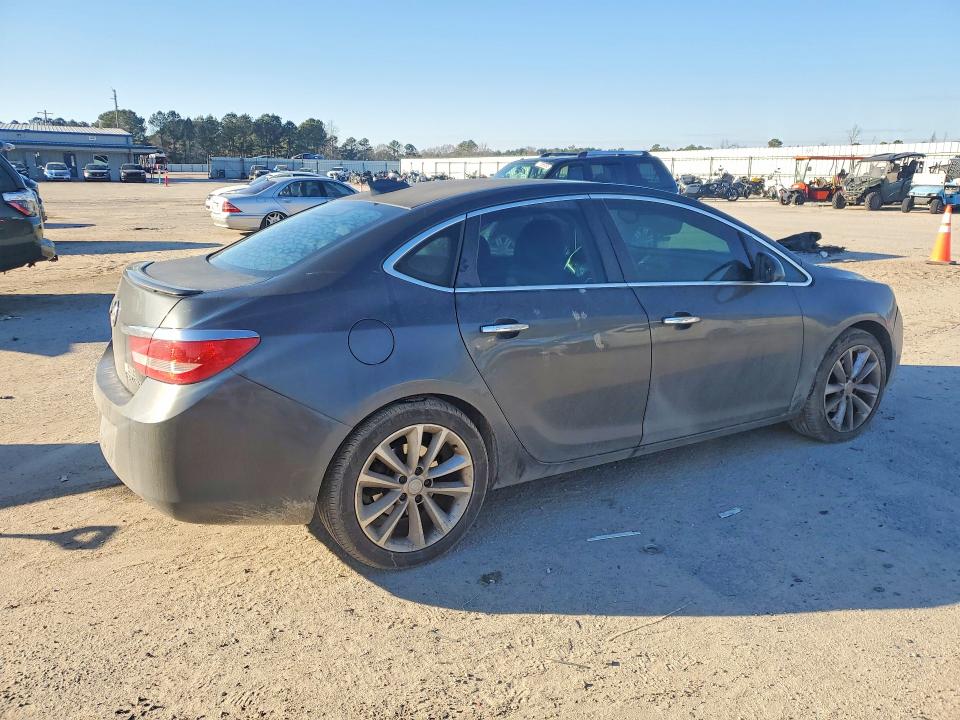 Photo 3 from auction – 2017 BUICK VERANO with VIN 1G4PS5SK2H4101481