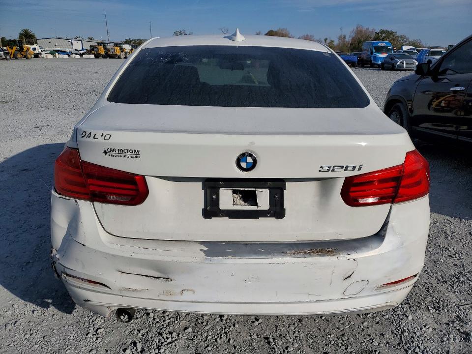 Photo 6 from auction – 2016 BMW 320 with VIN WBA8E1G58GNT37974