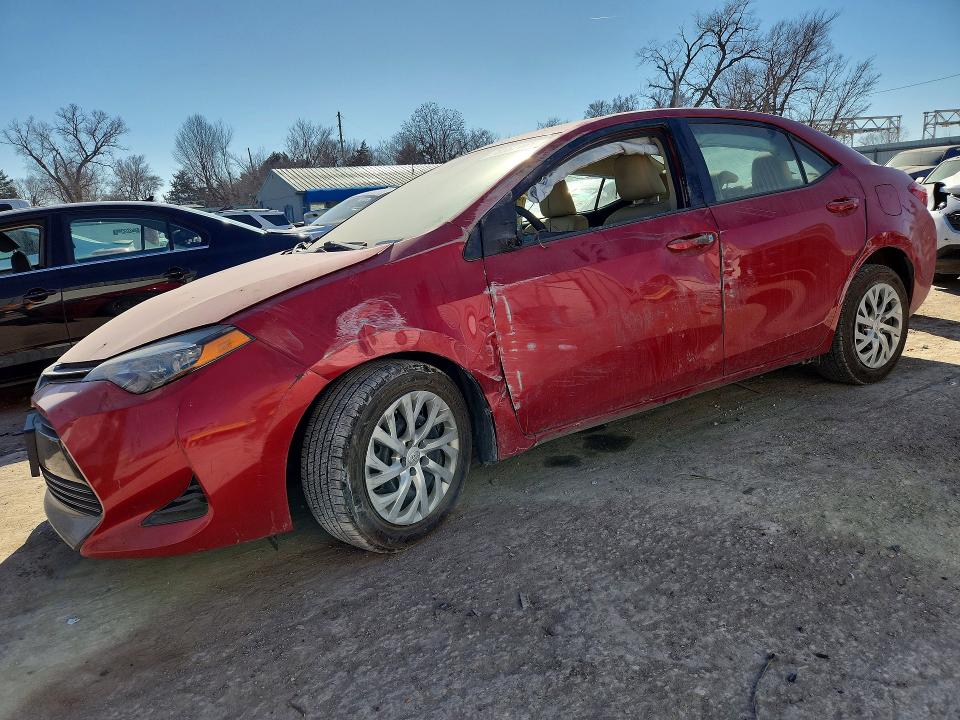 TOYOTA COROLLA 2018 with VIN 2T1BURHEXJC093182 - Photo from auction