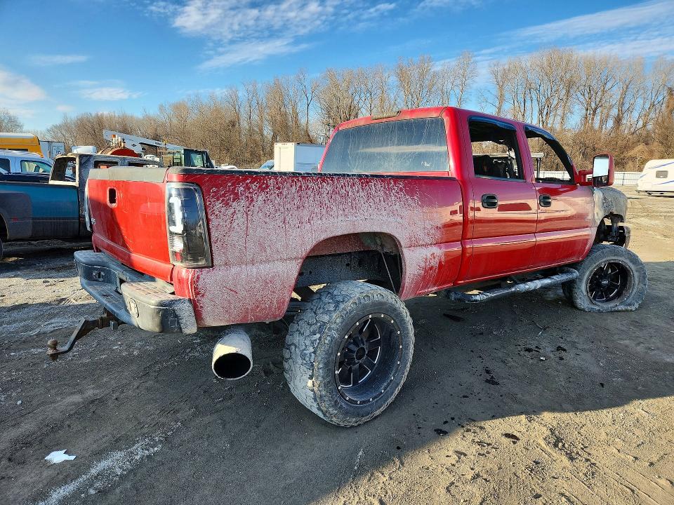 Photo 3 from auction – 2004 CHEVROLET SILVERADO with VIN 1GCHK23104F125368