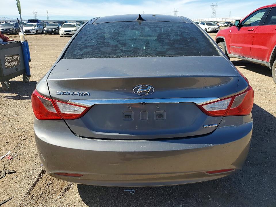 Photo 6 from auction – 2013 HYUNDAI SONATA with VIN 5NPEC4AC0DH555942