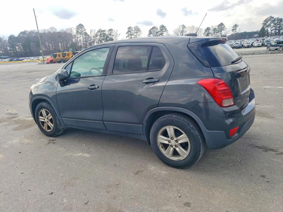 Photo 2 from auction – 2019 CHEVROLET TRAX with VIN 3GNCJKSB9KL197199