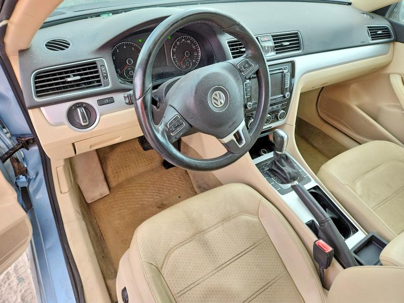 Photo 8 from auction – 2012 VOLKSWAGEN PASSAT with VIN 1VWBP7A30CC034249
