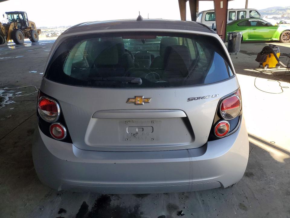 Photo 6 from auction – 2012 CHEVROLET SONIC LT with VIN 1G1JC6SH1C4164669