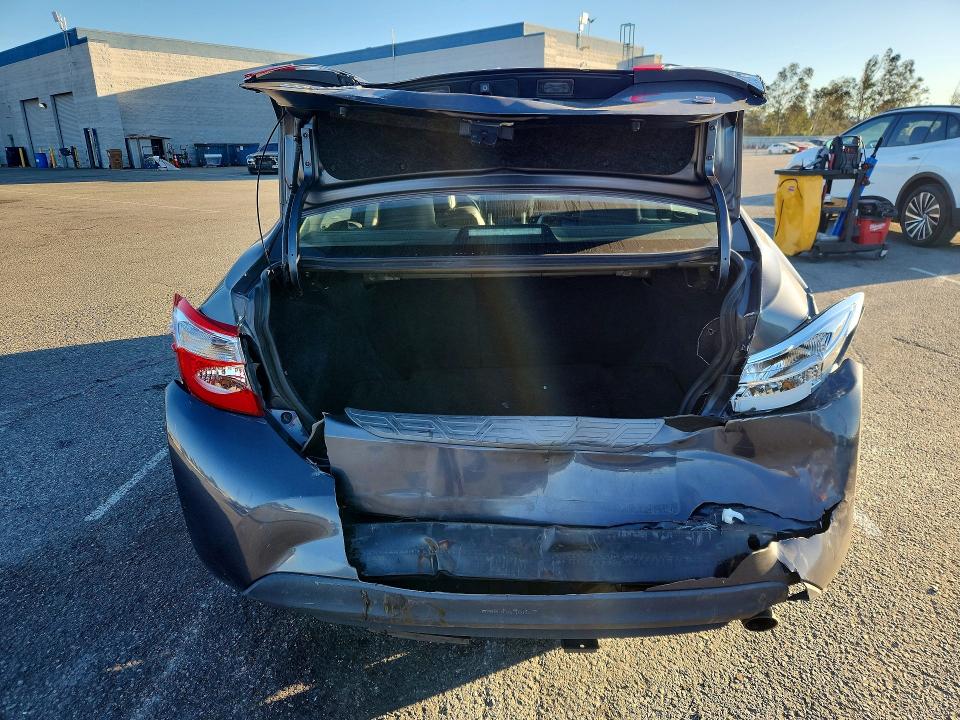 Photo 6 from auction – 2014 TOYOTA COROLLA with VIN 5YFBURHE8EP175918