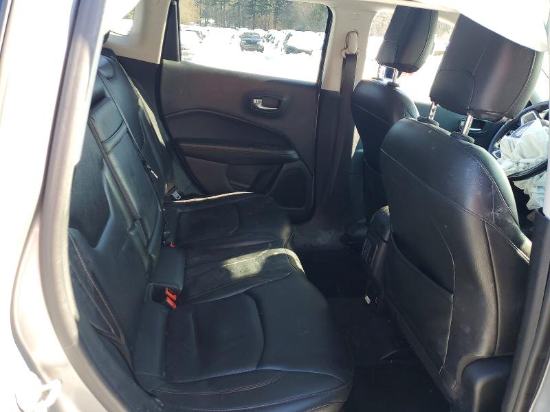 Photo 11 from auction – 2018 JEEP COMPASS with VIN 3C4NJDCB9JT398627