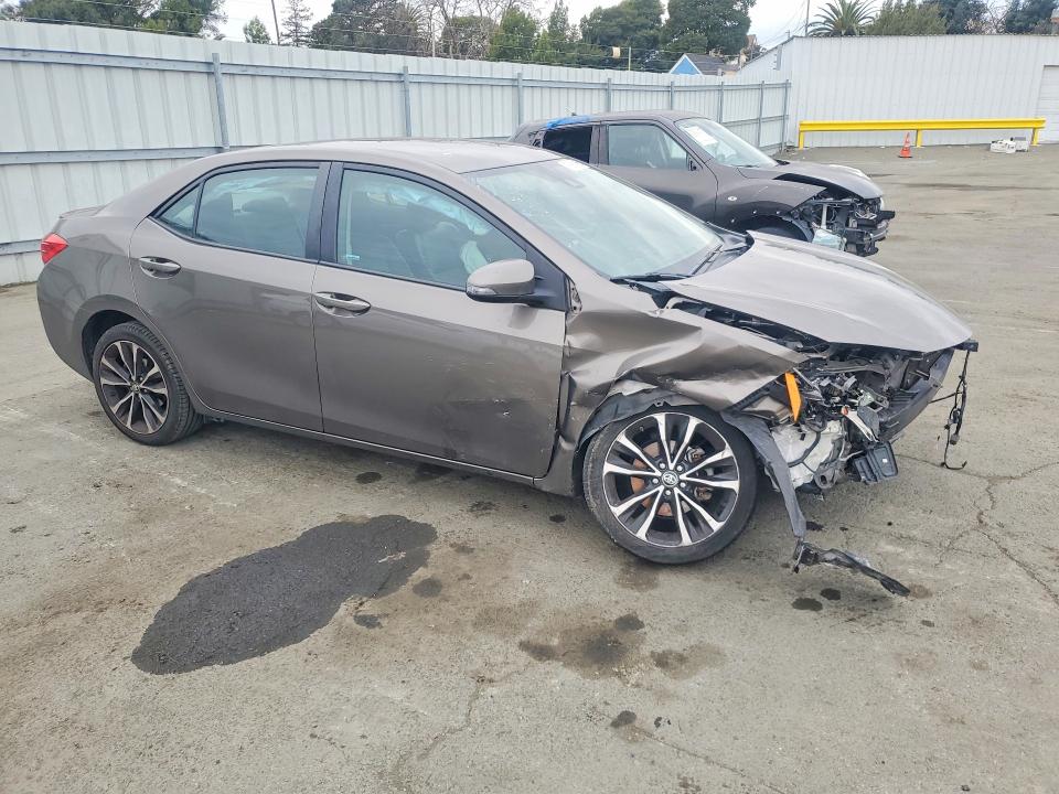 Photo 4 from auction – 2017 TOYOTA COROLLA with VIN 2T1BURHE3HC754500