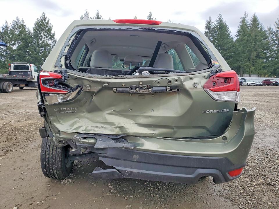 Photo 6 from auction – 2019 SUBARU FORESTER with VIN JF2SKACC7KH461586