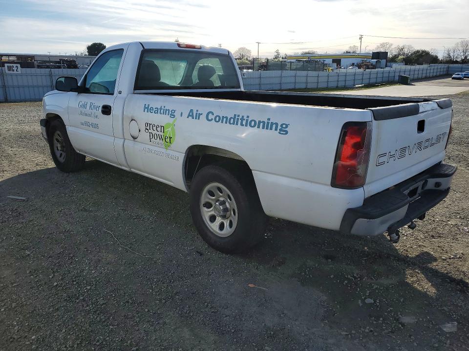 Photo 2 from auction – 2005 CHEVROLET SILVERADO with VIN 1GCEC14V15E181581