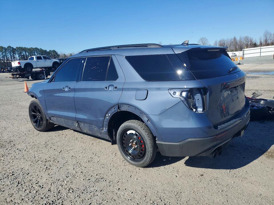 Photo 2 from auction – 2021 FORD EXPLORER with VIN 1FM5K8GC1MGB11325